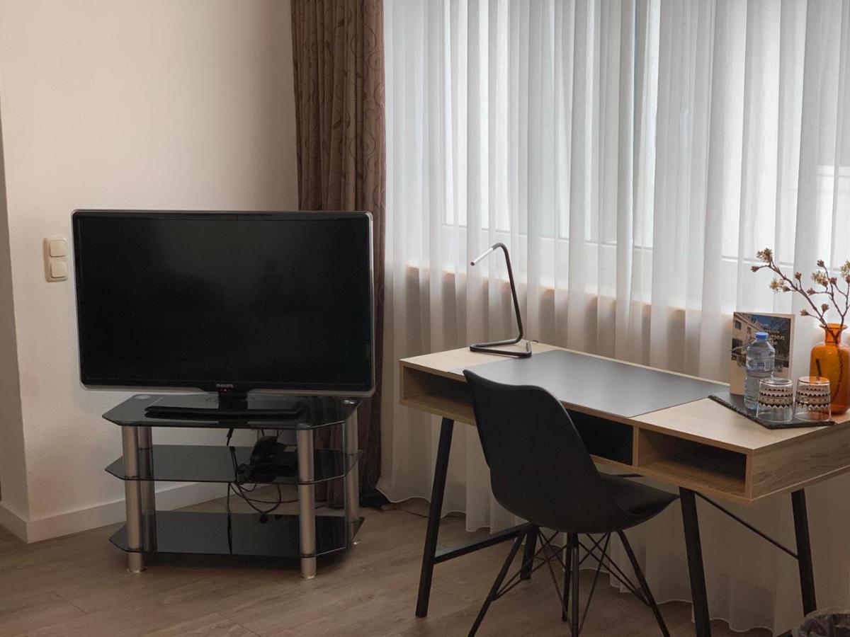 Hotel Und Apartment Garni Eurode Live Herzogenrath Extérieur photo