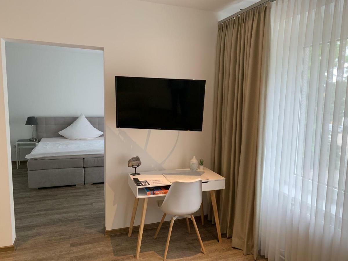 Hotel Und Apartment Garni Eurode Live Herzogenrath Extérieur photo